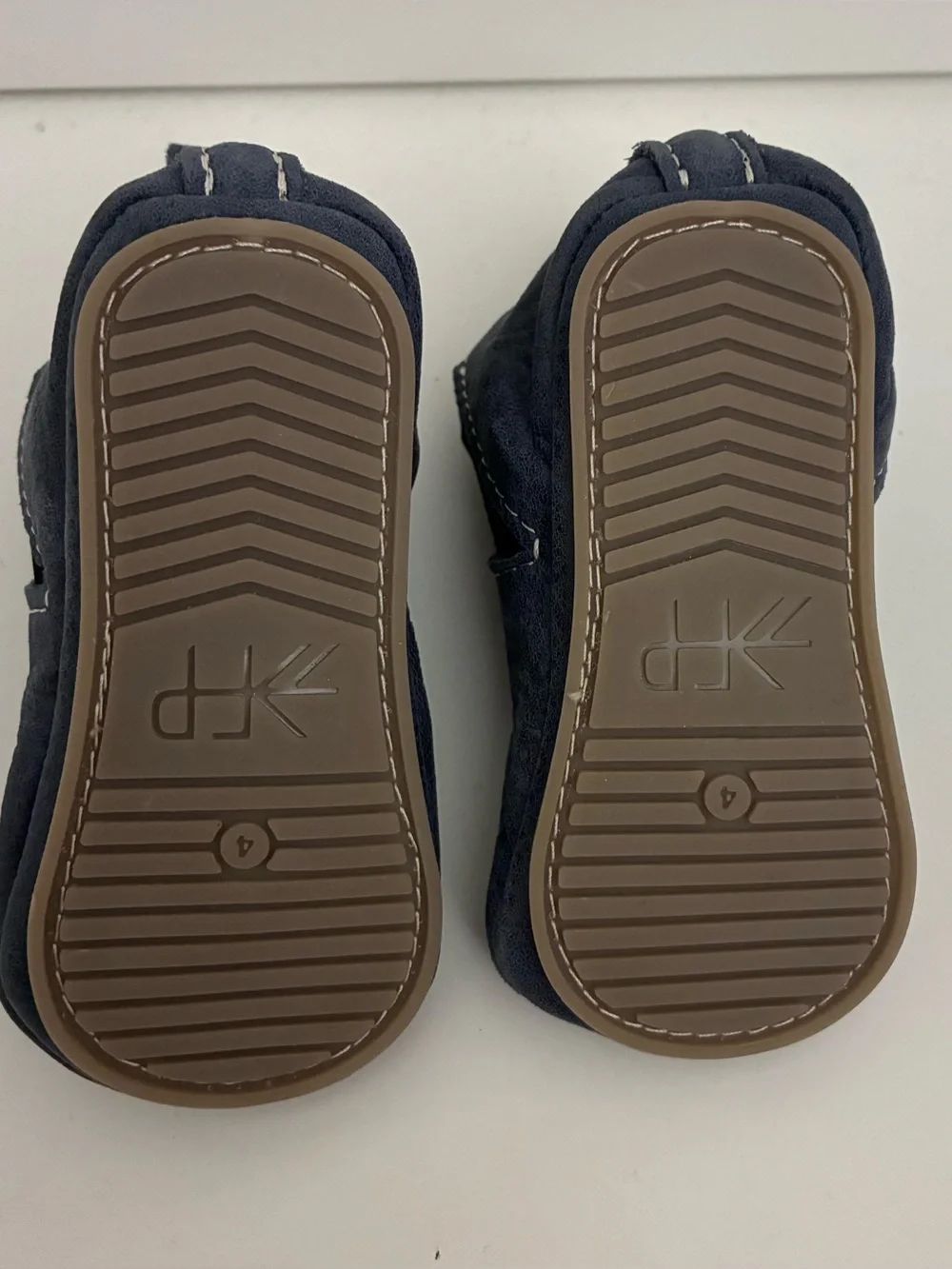 Freshly Picked Baby Size 4 Alta Chelsea Boot Moccasin Leather Hard Sole Navy